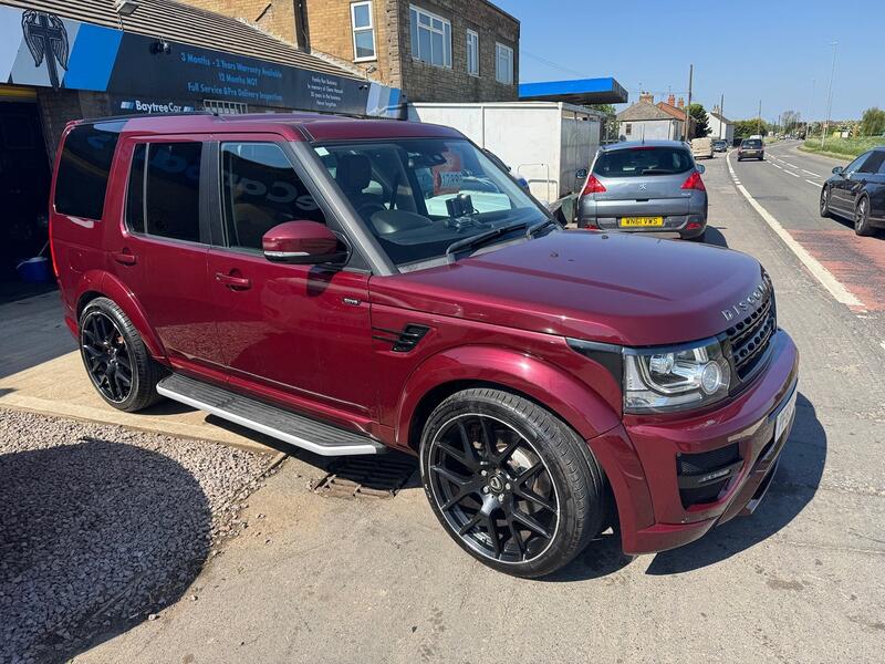 LAND ROVER DISCOVERY 4 3.0 SD V6 SE Tech (2016)